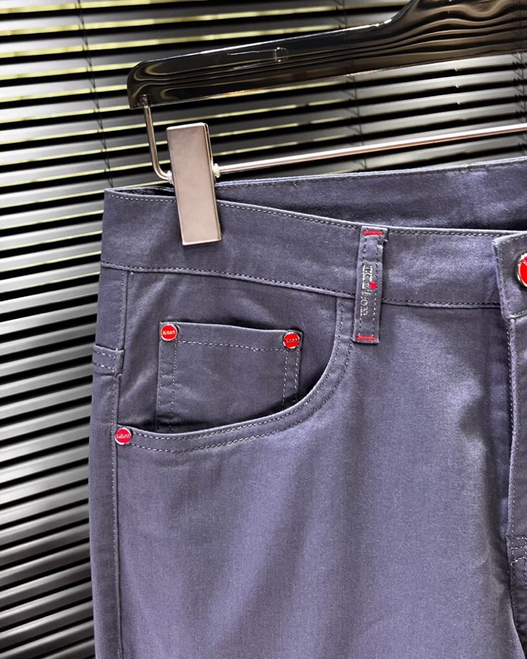 🔥Kiton 【奇顿】2025ss 春夏新品男士经典棉质 直筒版型牛仔裤休闲裤， 高奢内敛低调，轻松驾驭