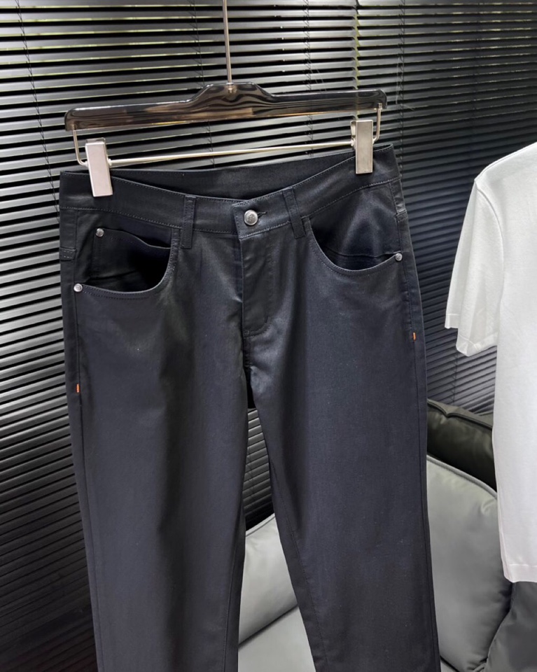 🔥Loro Piana 诺悠翩雅 lP。 1995ss 春夏新品\nQuarona 男士棉质五袋长裤休闲