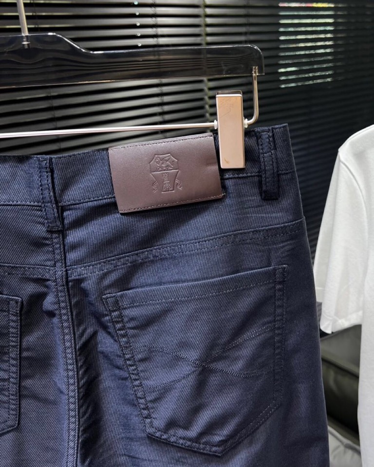 🔥Brunello Cucinelli BC 2025ss 春夏新品\n男士直筒休闲时尚牛仔裤休闲裤， 