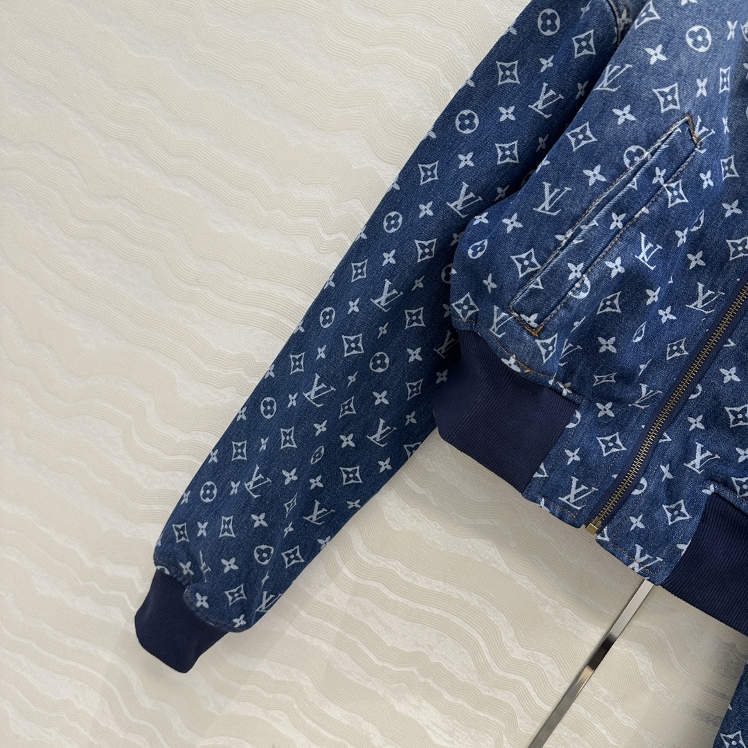 独家首发❤️爆单推荐，时髦精穿搭！MONOGRAM老花牛仔外套！进口纯棉牛仔活性洗水质感超赞！小蛮腰短款