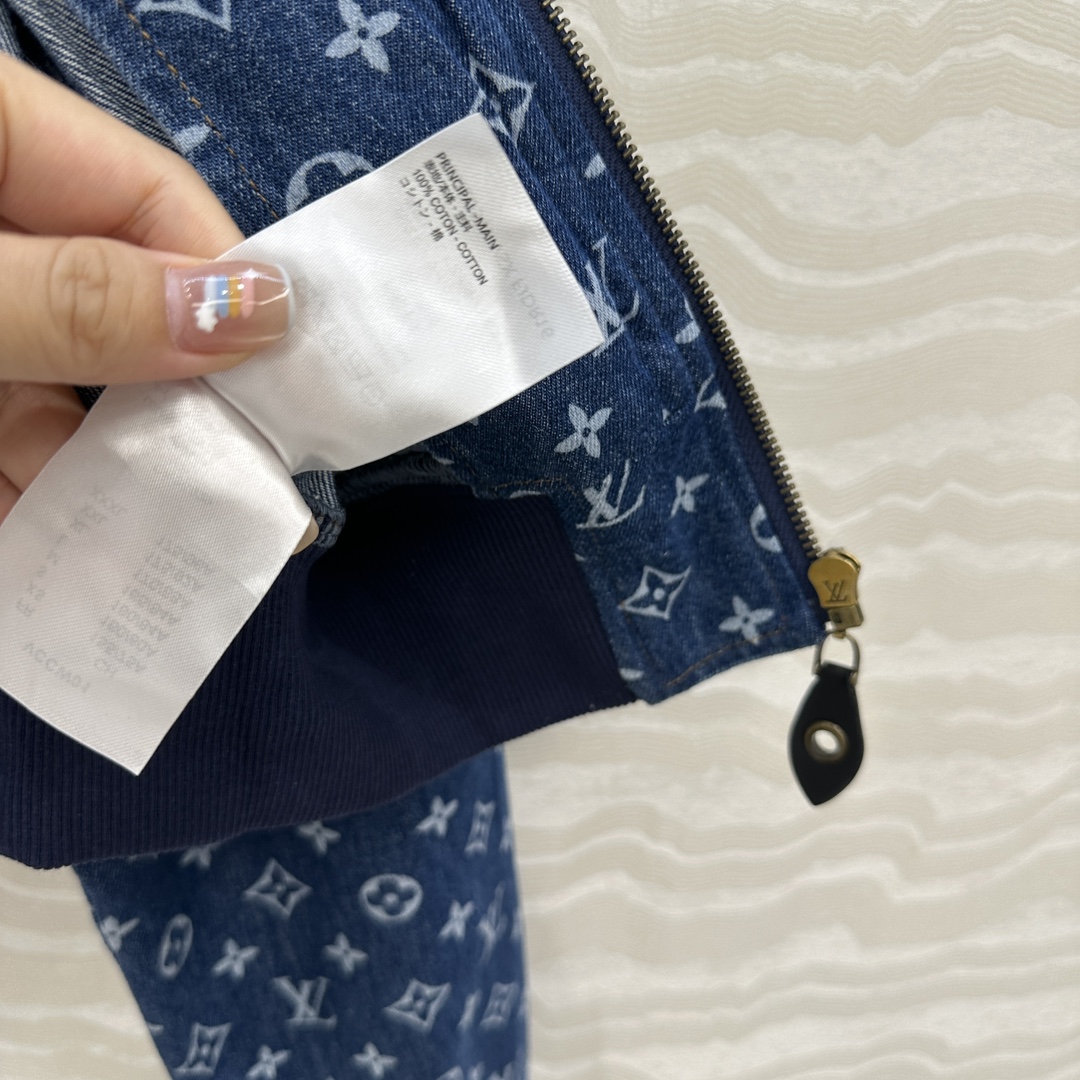 独家首发❤️爆单推荐，时髦精穿搭！MONOGRAM老花牛仔外套！进口纯棉牛仔活性洗水质感超赞！小蛮腰短款