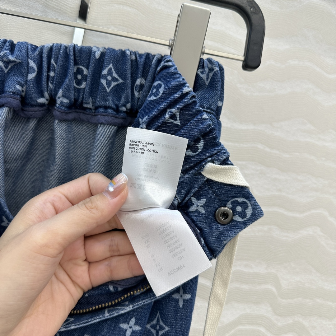独家首发❤️爆单推荐，时髦精穿搭！MONOGRAM老花牛仔哈伦裤！松紧腰设计小直筒帅气十足！进口纯棉牛仔