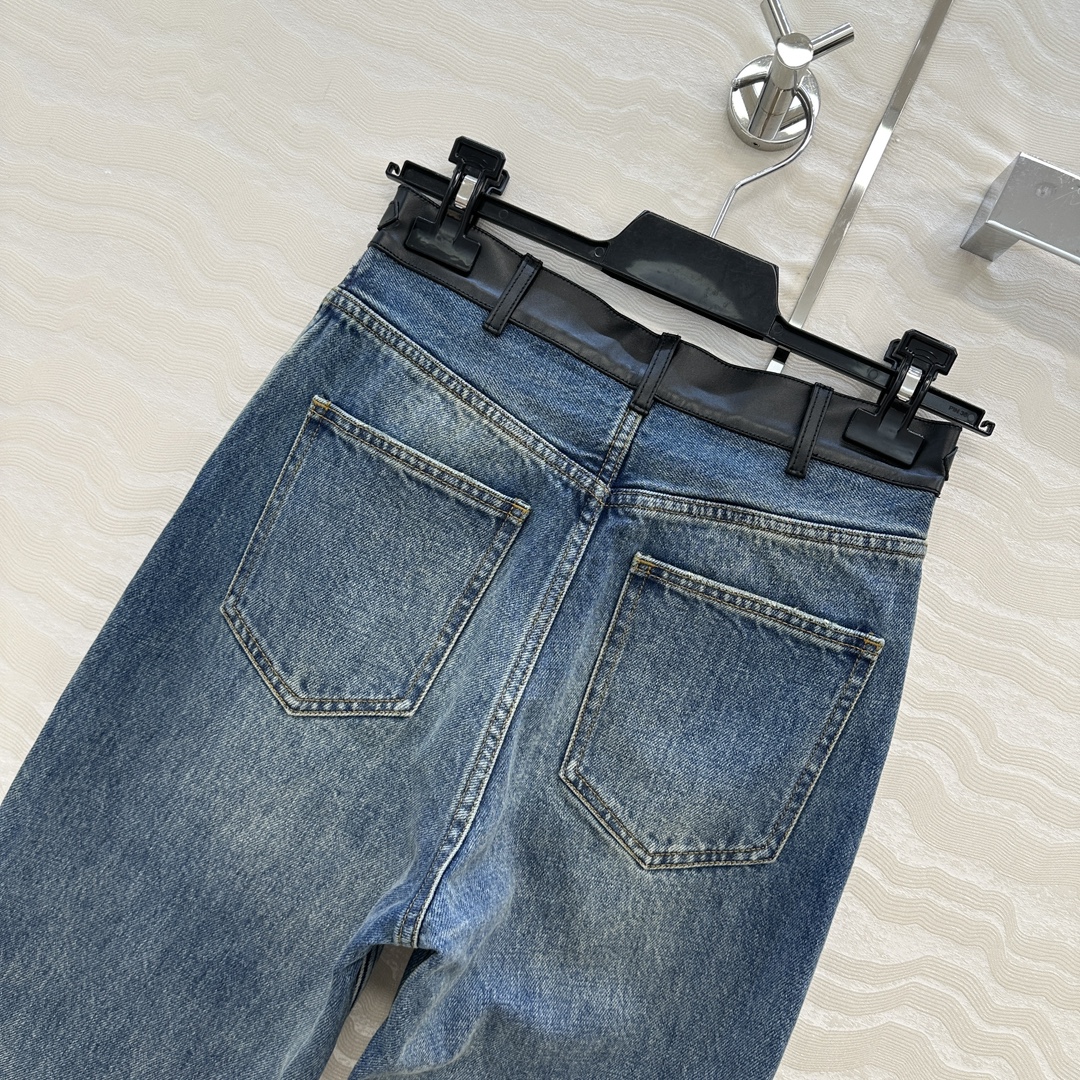 独家首发❤️原单品质❤️CE神裤再现✌️100%进口牛皮拼接设计牛仔裤！凯旋门金属吊坠设计小心思。定制洗