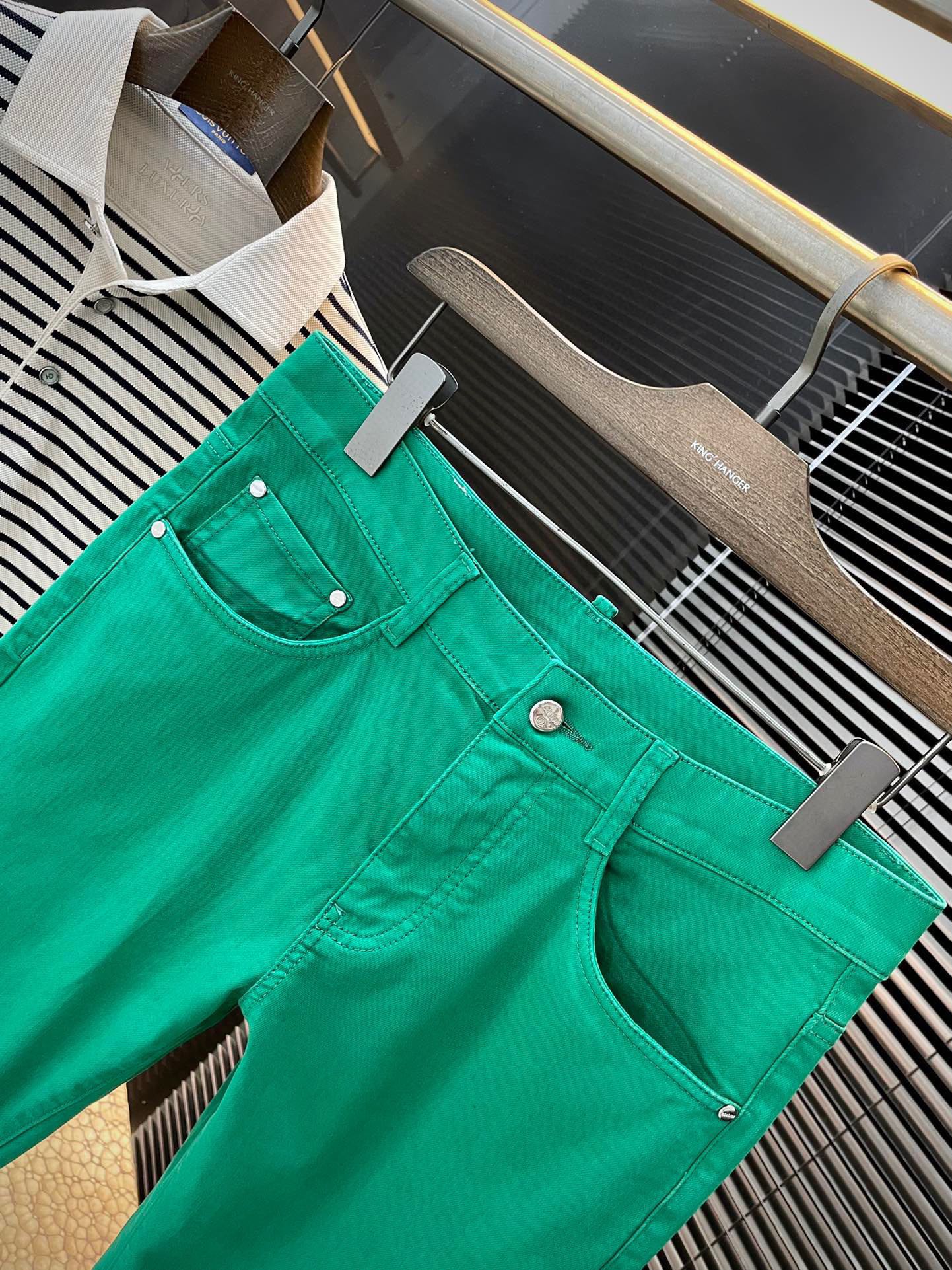 VLTN Italian High-Class Cowboy Jeans: Summer 2025 Fashion with Comfort and Style - 图片 2