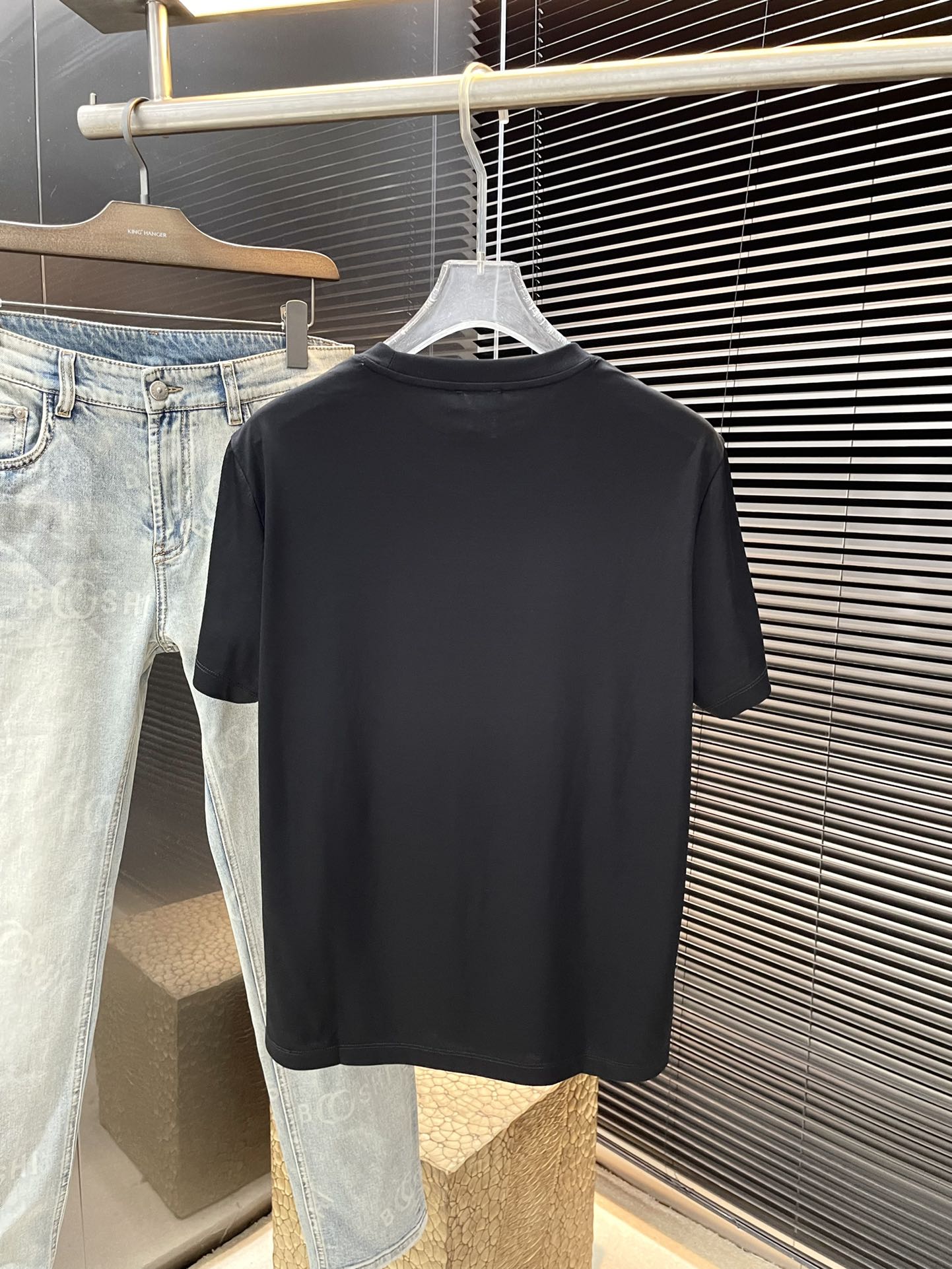  ♠️ Dior-（迪奥）系列 VIP高级定制 2025新款短袖  百搭款式 任何人都可以轻松驾驭 面料