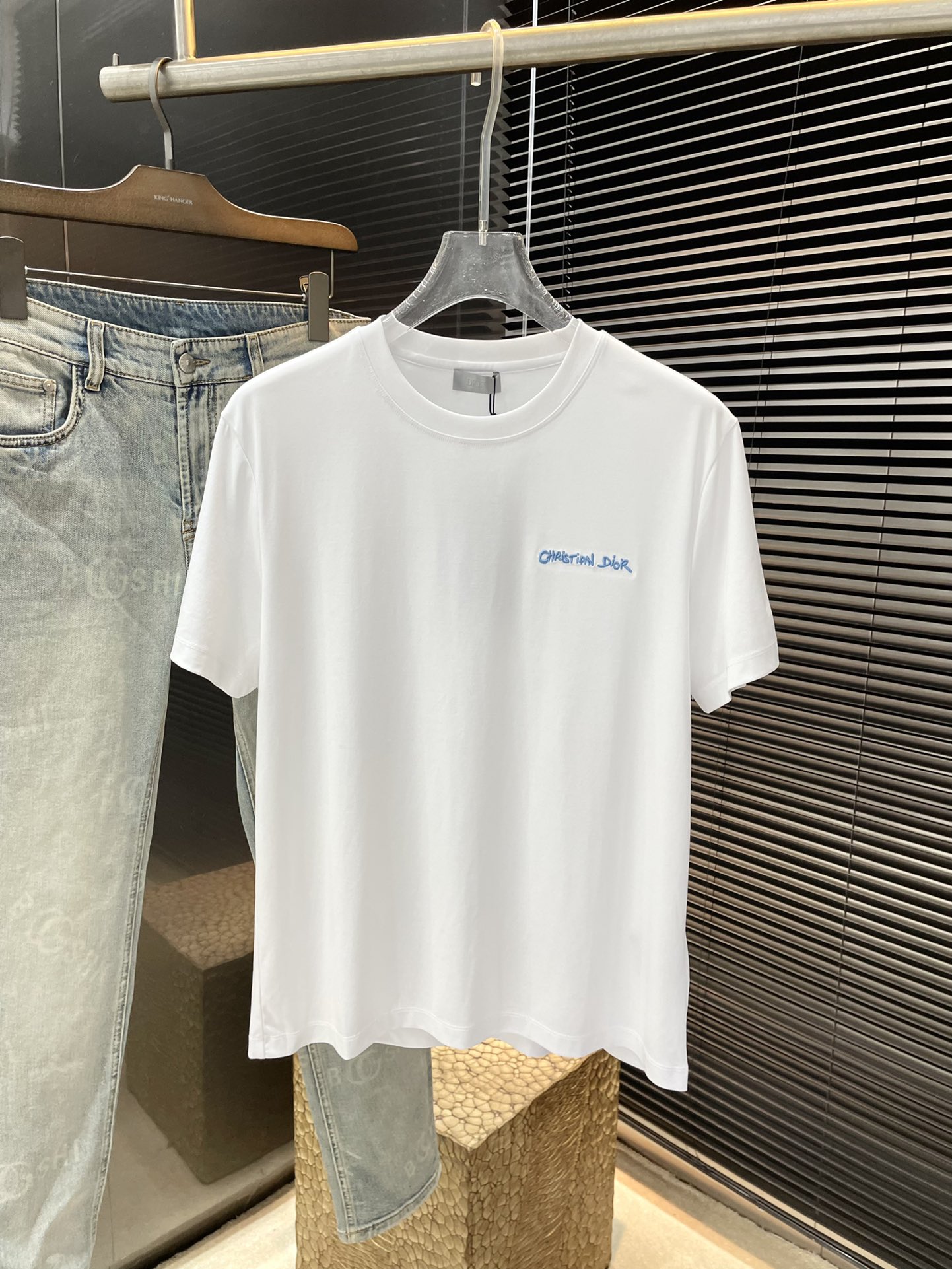  ♠️ Dior-（迪奥）系列 VIP高级定制 2025新款短袖  百搭款式 任何人都可以轻松驾驭 面料