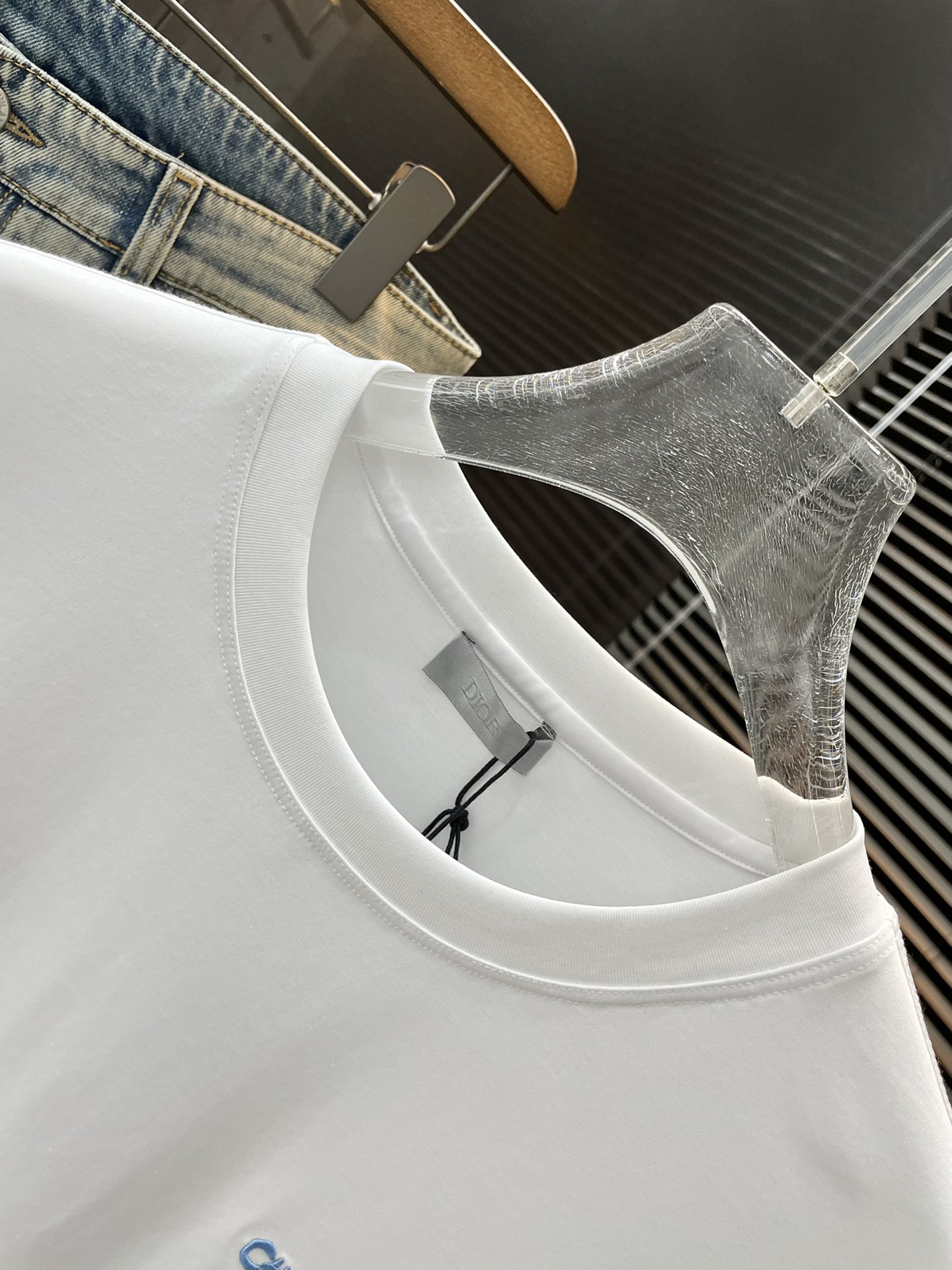  ♠️ Dior-（迪奥）系列 VIP高级定制 2025新款短袖  百搭款式 任何人都可以轻松驾驭 面料