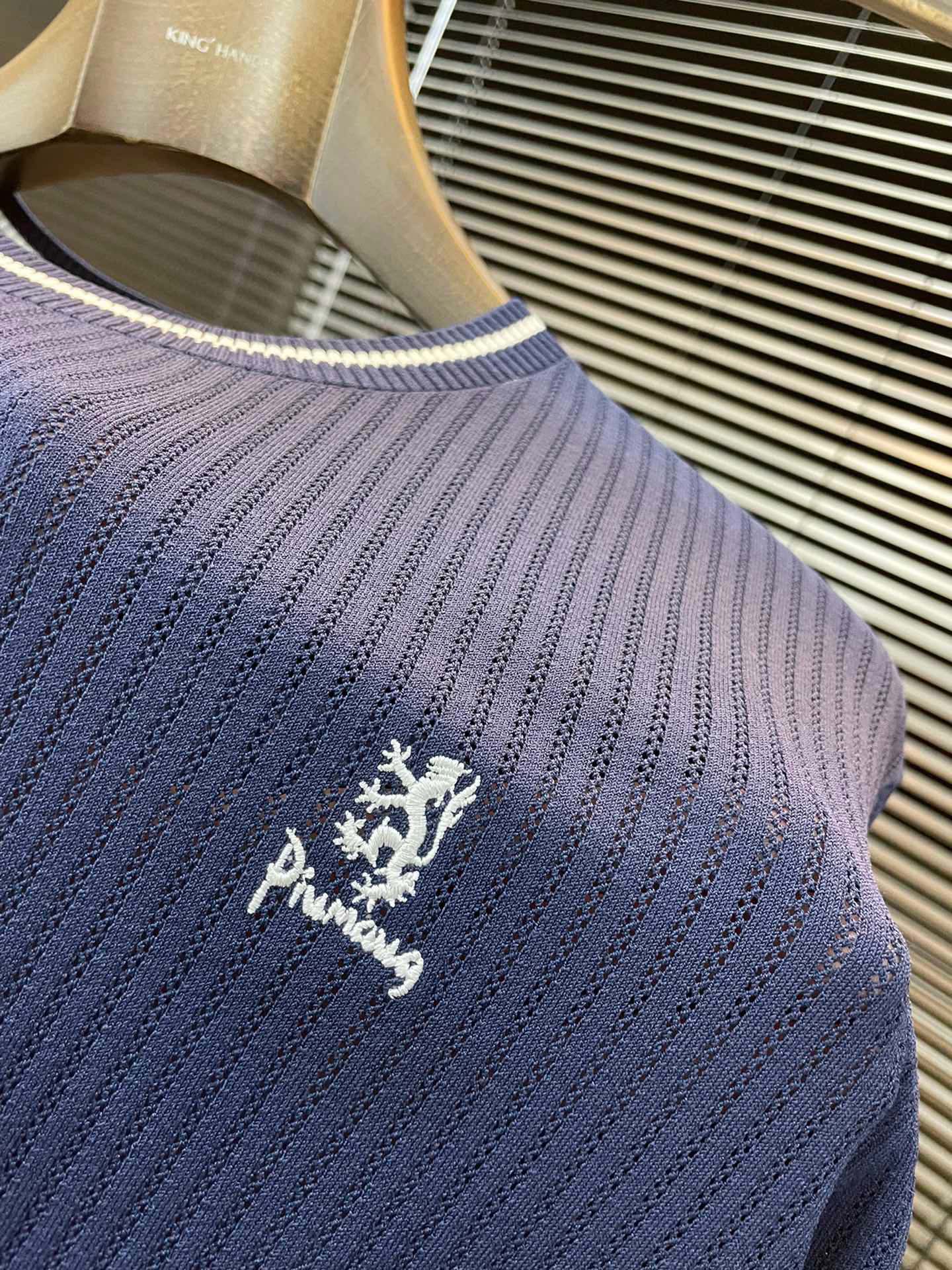 “Palm Angels VIP Advanced Design 2025 Summer Short-Sleeves: Cyber Fabric, Cosmopolitan Style” - 图片 6