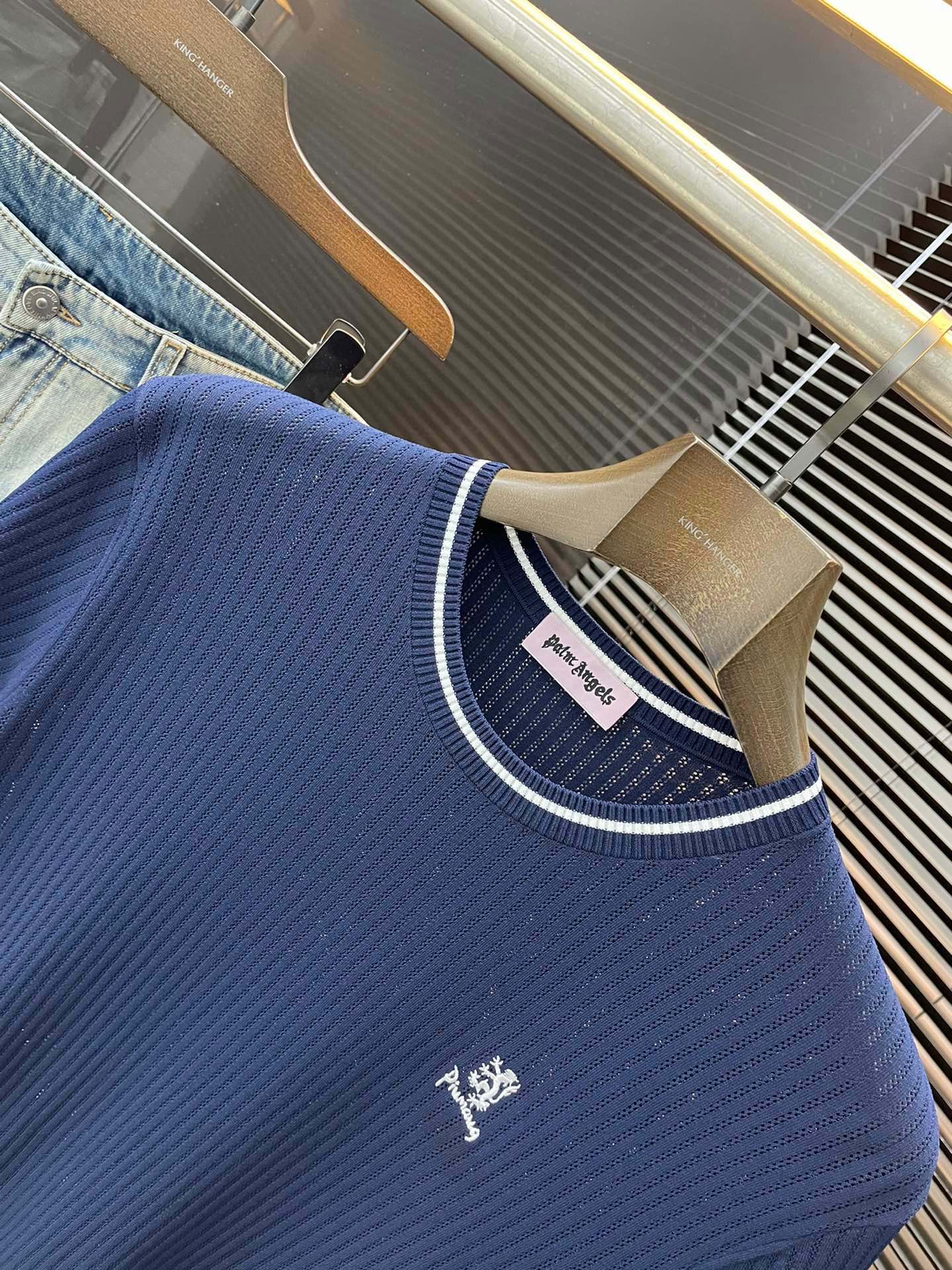 “Palm Angels VIP Advanced Design 2025 Summer Short-Sleeves: Cyber Fabric, Cosmopolitan Style” - 图片 2