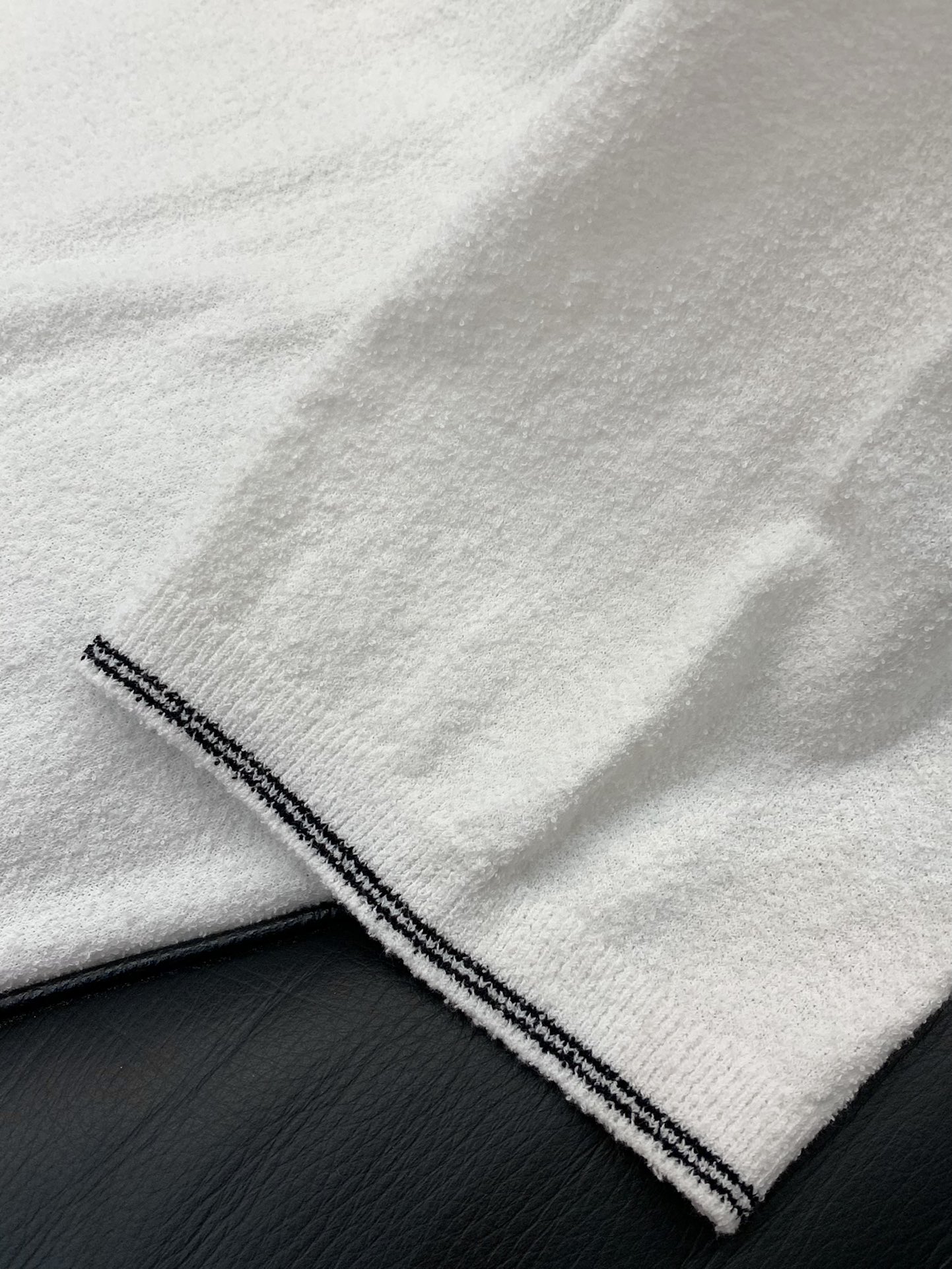 Bottega Veneta House Summer 205 Fashion Circle T-Shirts with Alphabet Logo Embroidery - 图片 6