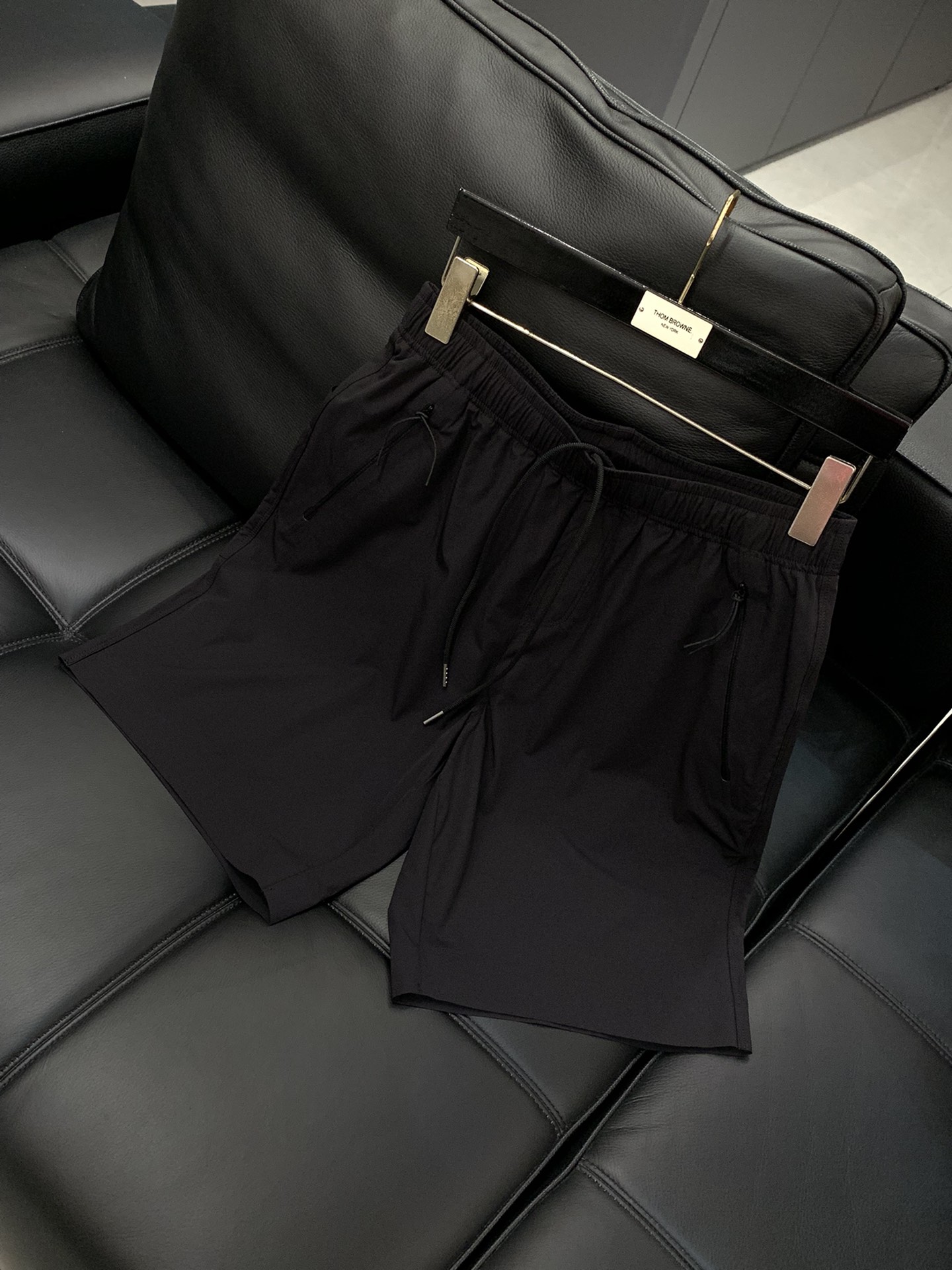 Fashion Series: Unique Design in Rock Island Leisure Shorts Industry - 图片 3