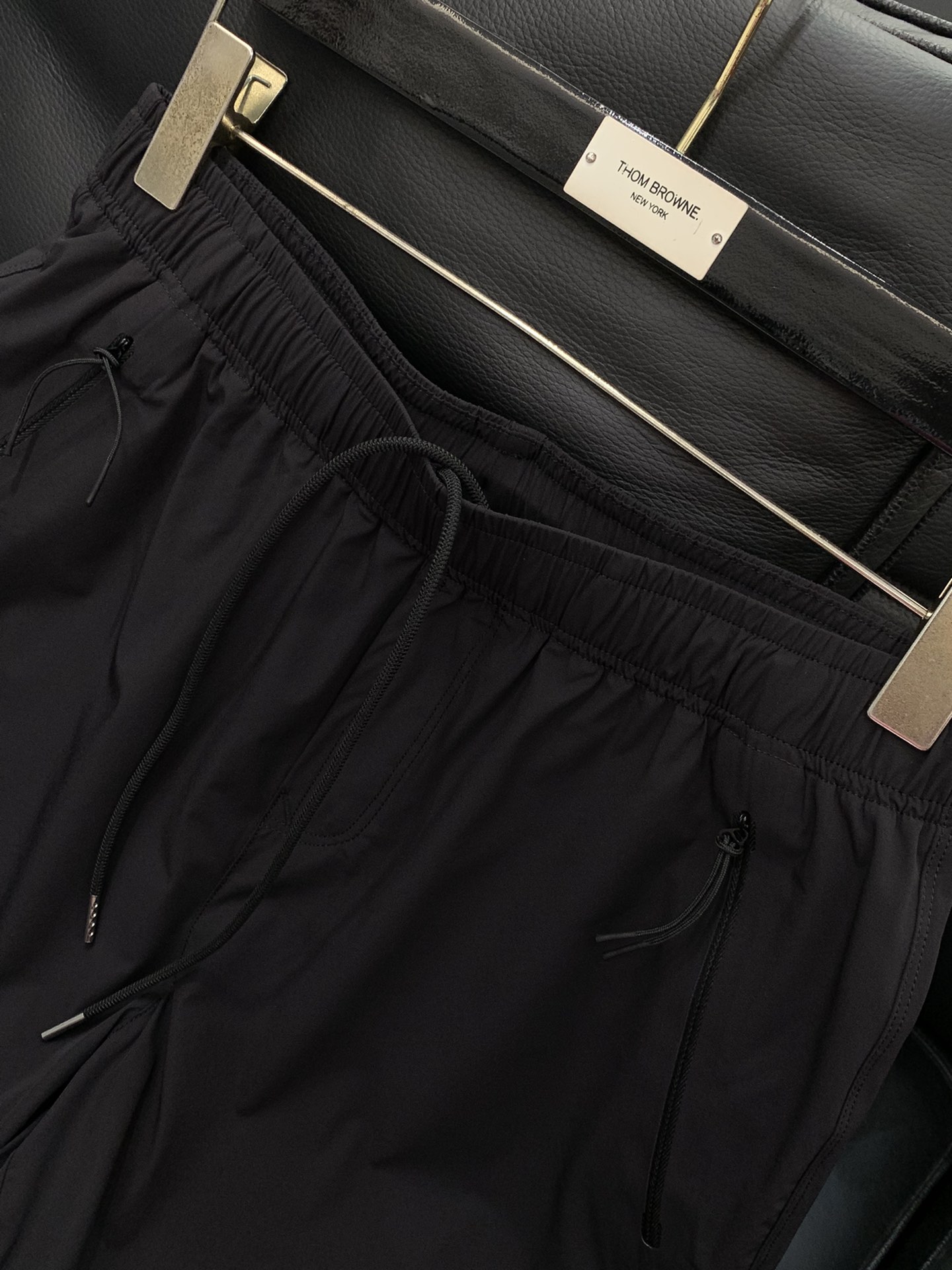 Fashion Series: Unique Design in Rock Island Leisure Shorts Industry - 图片 4