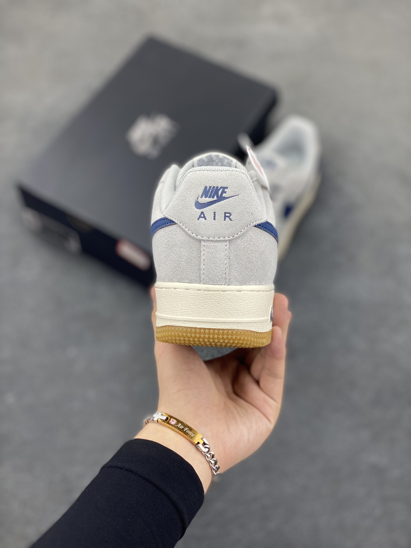 图片[4]-Nike Air Force 1 Low 灰蓝 空军一号低帮运动休闲板鞋 原楦头原纸板 打造纯正空军版型 专注外贸渠道 全掌内置蜂窝气垫 原盒配件 原厂中底钢印、拉帮完美 货号：IB6388-003 尺码：39 40 40.5 41 42 42.5 43 44 44.5 45-选品中心