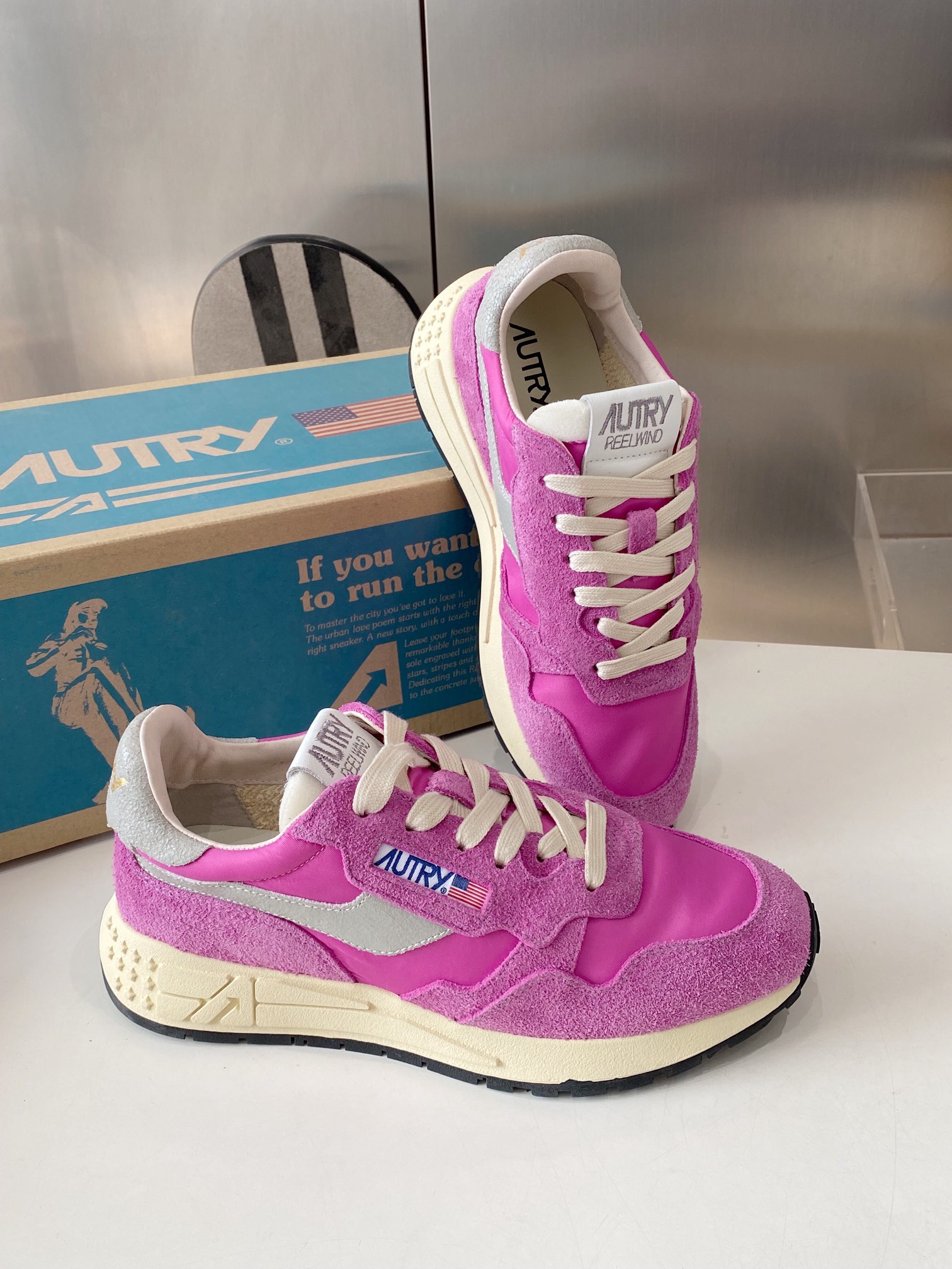 Factory Shoes: Retro Korean-American Style Sneakers for Men and Women - 图片 5