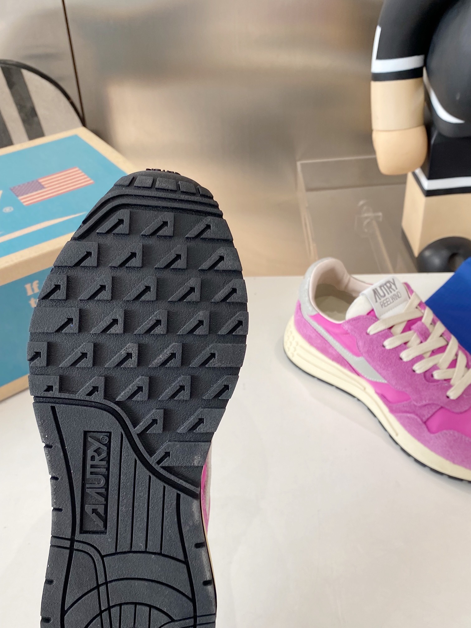 Factory Shoes: Retro Korean-American Style Sneakers for Men and Women - 图片 8