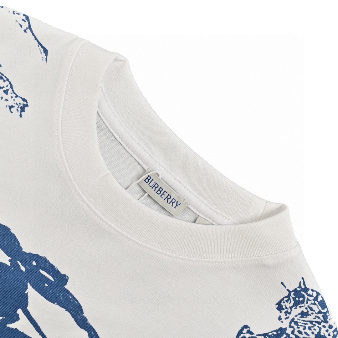 巴宝莉/Burberry 夏季新款 满印渐变蓝色战马印花圆领短袖T恤 裂纹印花 白色