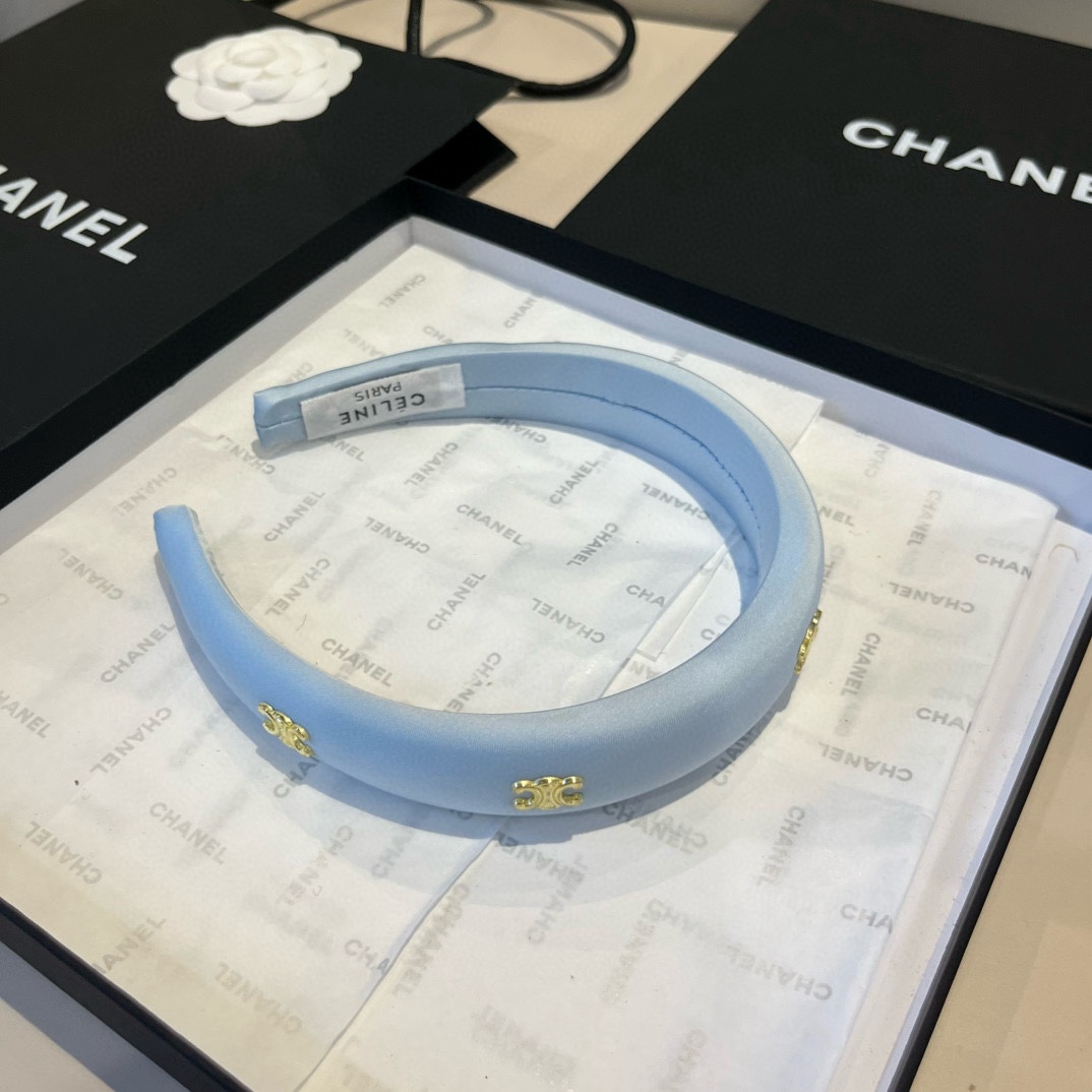 🆕

Celine赛琳新款发箍