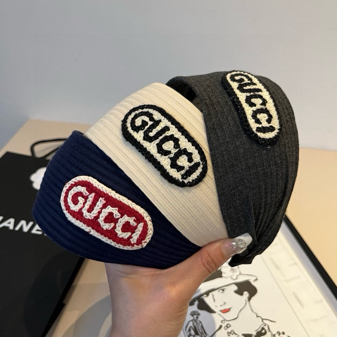🆕

Gucci古奇新款宽版发箍
