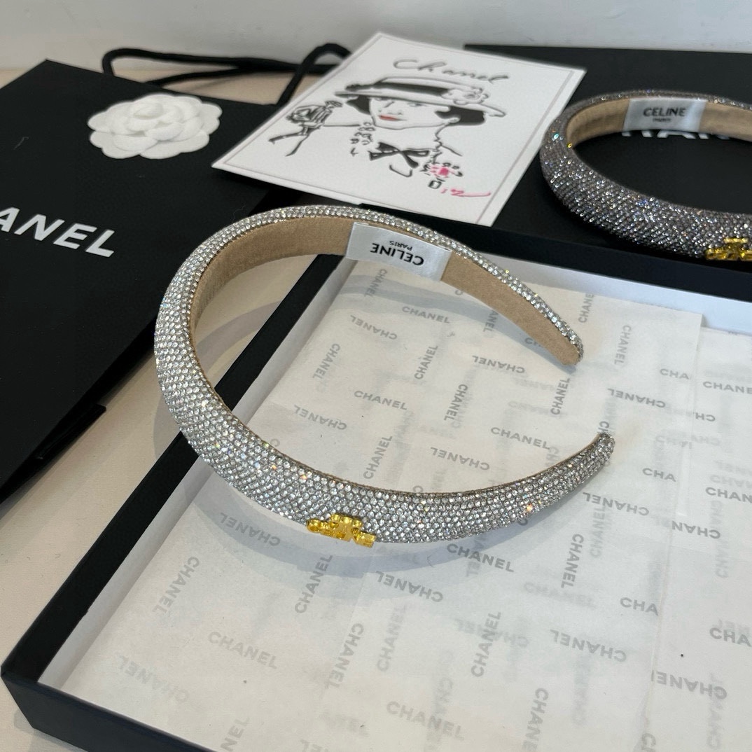 🆕

Celine赛琳新款发箍