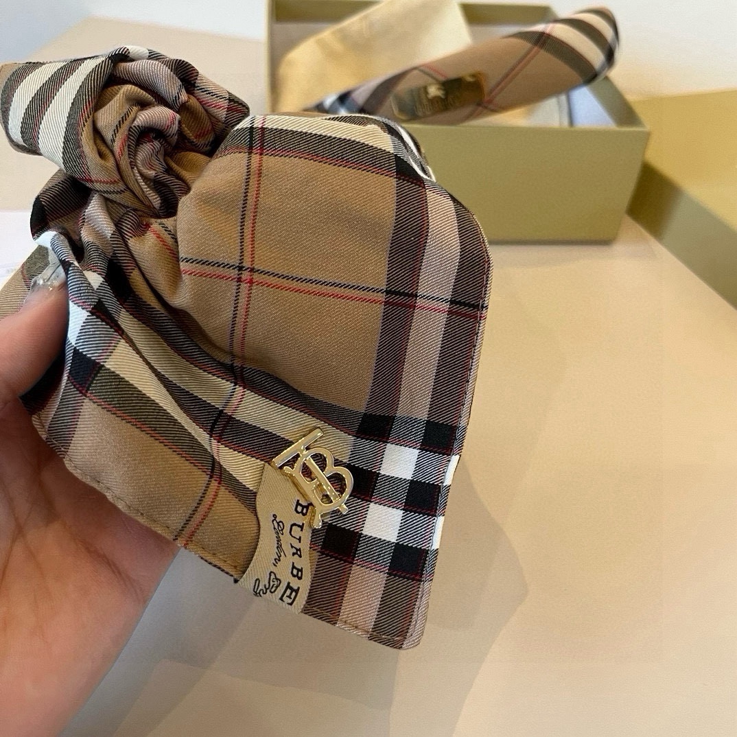 🆕

Burberry巴宝莉格子发圈