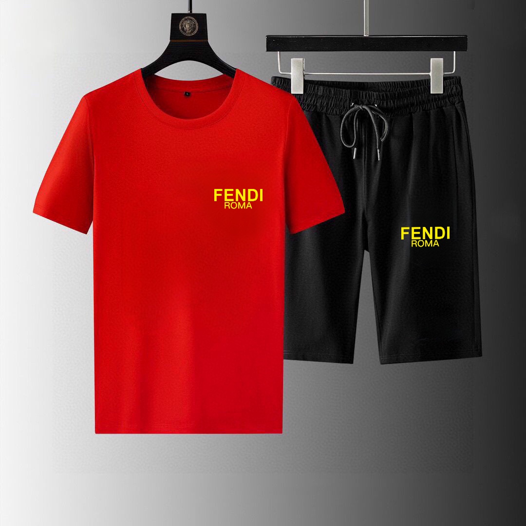 Fendi 品牌【FENDI 芬迪】 2025新款男士短袖短裤套装 销售 市面高端版本 手感细腻柔软 让你穿着更加舒适 立体裁剪版型超赞 尺码:M-5XL下单请报身高体重