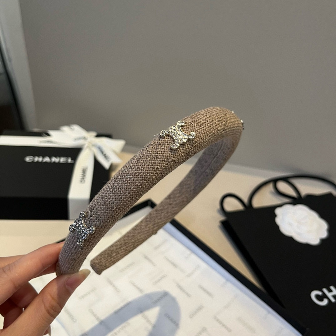 🆕

Celine赛琳新款发箍