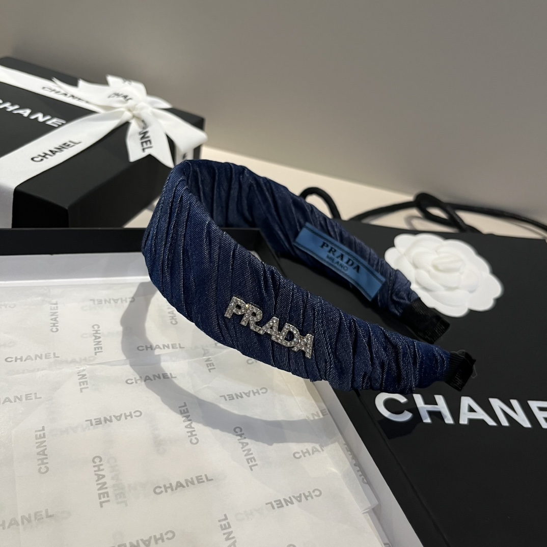 🆕

PRADA普拉达发箍