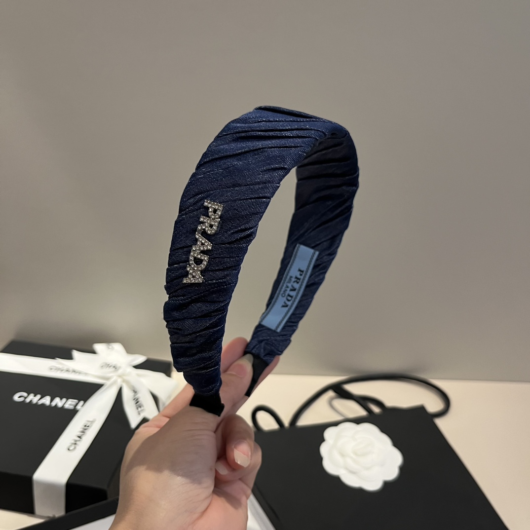 🆕

PRADA普拉达发箍