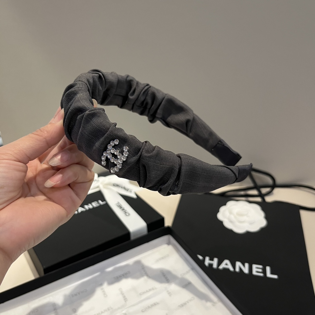 🆕《单个》


Chanel香奈儿发箍
