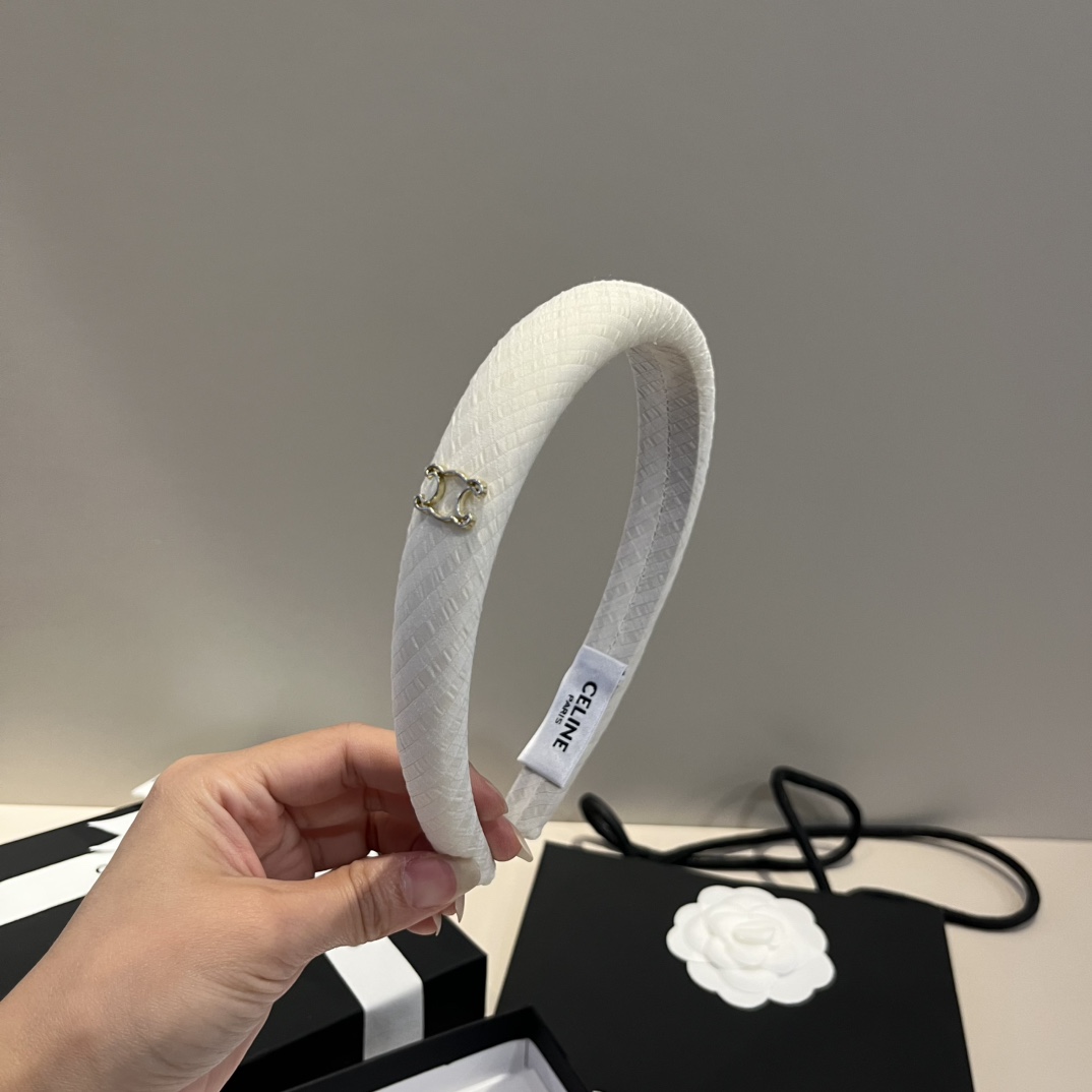 🆕


Celine赛琳发箍