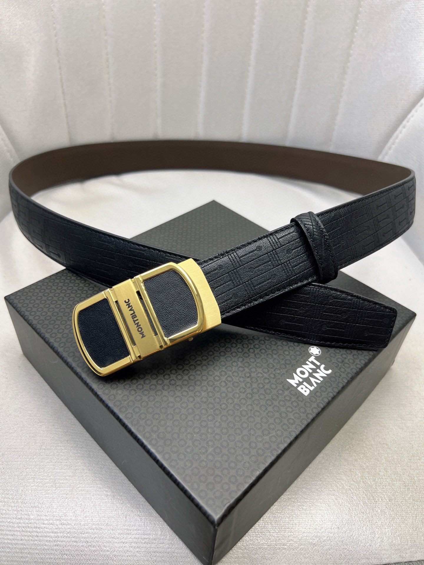 Italian Imported Cattle Belt with Automatic One-Headed Oxen-Skin Stripes - 图片 3