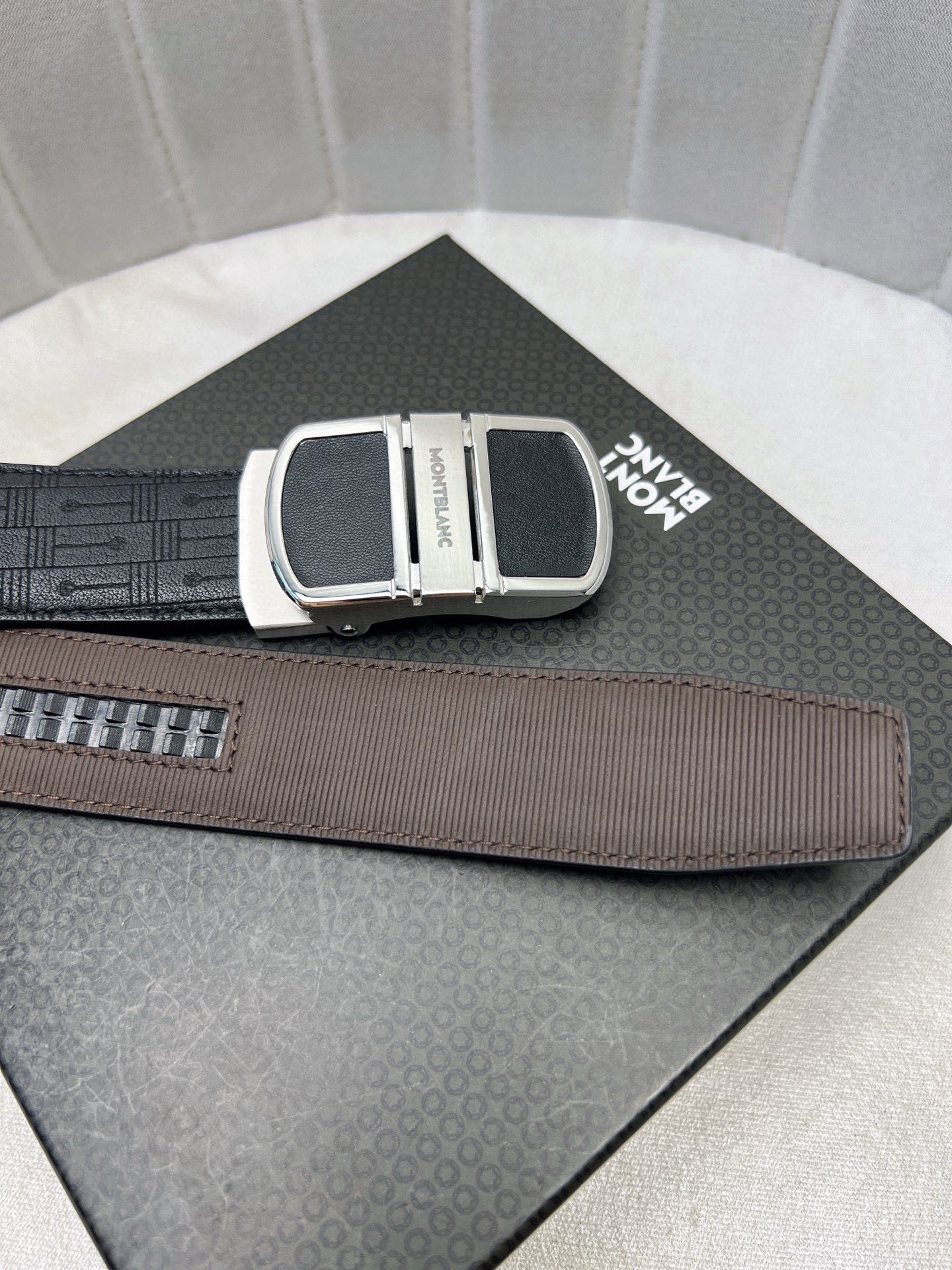 Italian Imported Cattle Belt with Automatic One-Headed Oxen-Skin Stripes - 图片 6