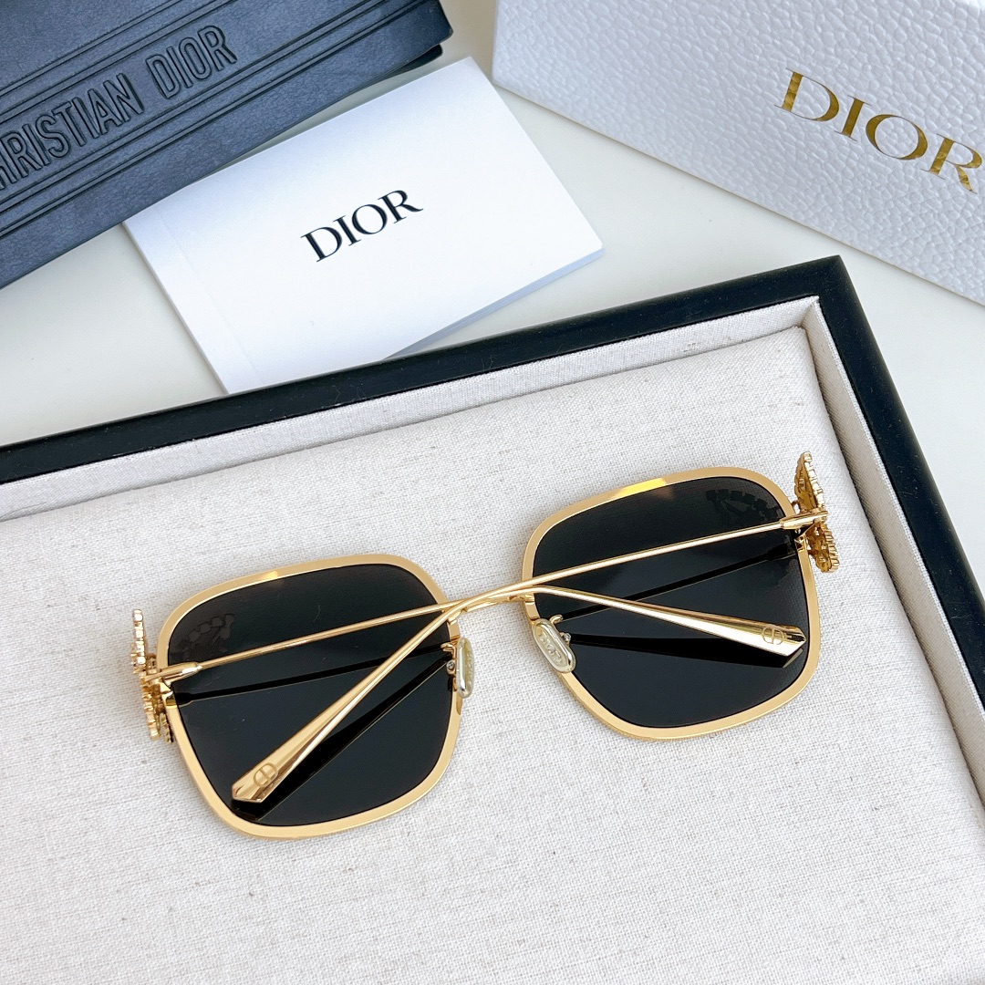 。DIOR S1U J0A0 
SIZE：59-17-135
【梦幻S1U】 zP开模 官网同步💍
施华