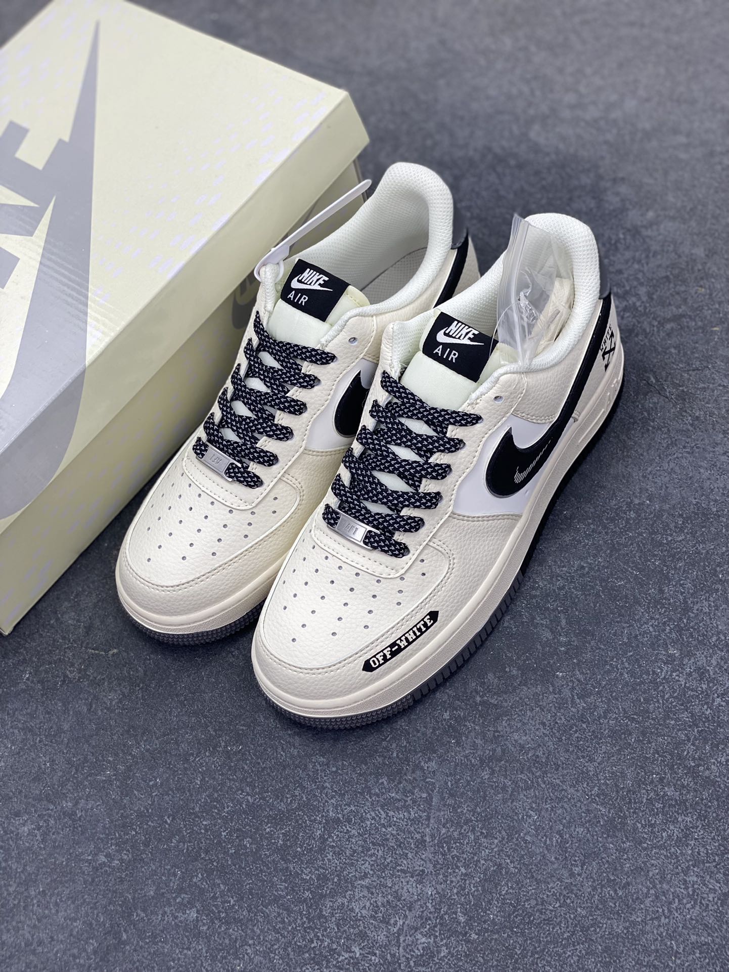图片[8]-Nike Air Force 1 \’07 Low “OFF-WHITE联名——灰黑双色米黑”空军一号 低帮 运动鞋 休闲鞋 折边针车 工艺难度大 原楦头原纸板 原装鞋盒 定制五金配件 内置全掌气垫 原厂鞋底 货号：QW5836-005 尺码：36 36.5 37.5 38 38.5 39 40 40.5 41 42 42.5 43 44 44.5 45-选品中心