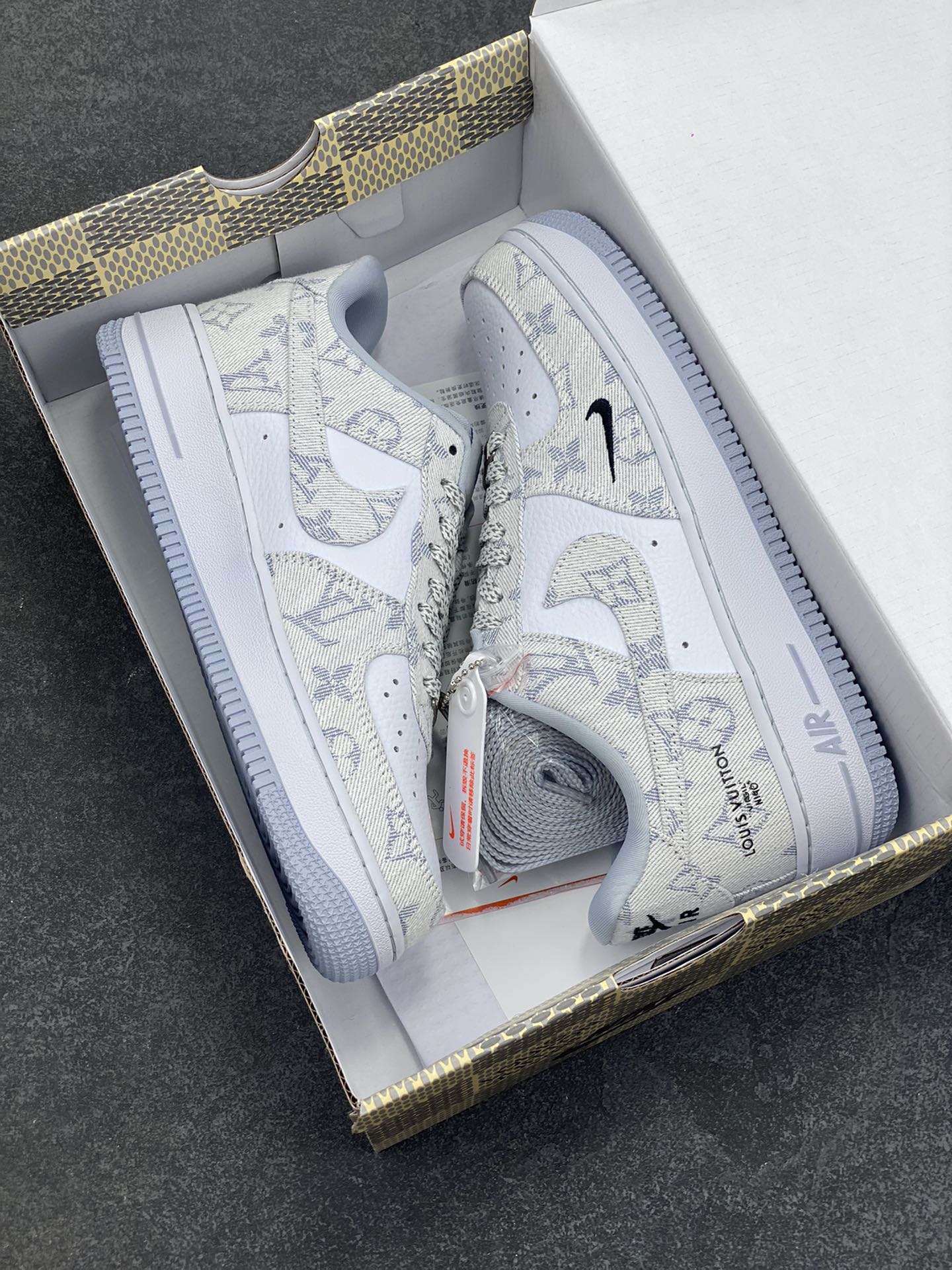 图片[9]-NIke Air Force 1 \’07 Low LV联名-灰牛仔 空军一号低帮 运动鞋 休闲鞋 折边针车 工艺难度大 原楦头原纸板 原装鞋盒 原厂鞋底 超高清洁度 细节完美 货号：SC0601-552 尺码：36 36.5 37.5 38 38.5 39 40 40.5 41 42 42.5 43 44 44.5 45-选品中心