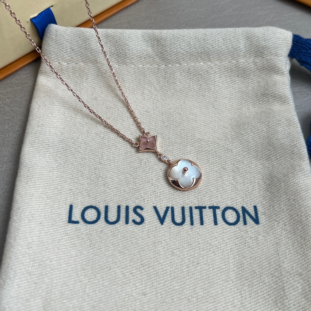 【】原单货 LV 项链🔹🔹Louis Vuitton 路易威登 🔹专柜一致材质 火爆款出货 设计独特 复
