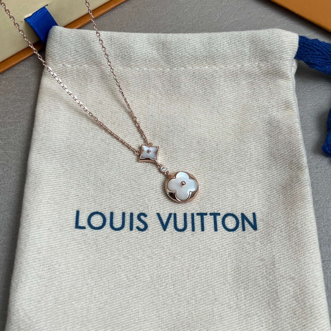 【】原单货 LV 项链🔹🔹Louis Vuitton 路易威登 🔹专柜一致材质 火爆款出货 设计独特 复