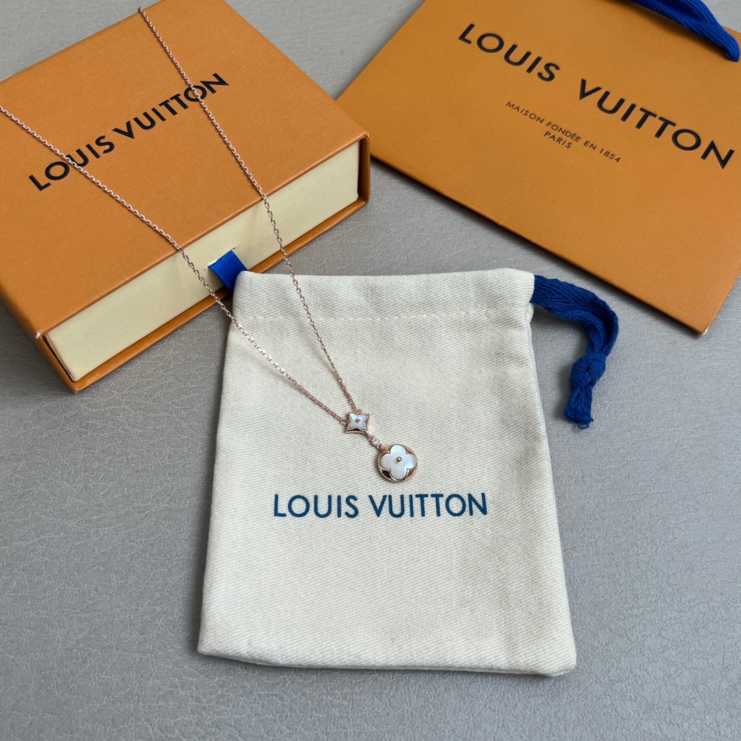 【】原单货 LV 项链🔹🔹Louis Vuitton 路易威登 🔹专柜一致材质 火爆款出货 设计独特 复