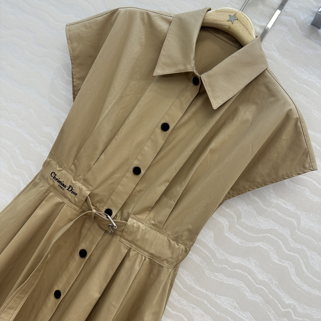 独家首发❤️高端品质missD减龄少女穿搭！气质翻领斜纹棉连衣裙！进口100%纯棉面料质感轻盈细腻，系腰