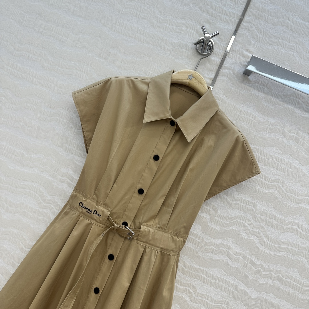 独家首发❤️高端品质missD减龄少女穿搭！气质翻领斜纹棉连衣裙！进口100%纯棉面料质感轻盈细腻，系腰