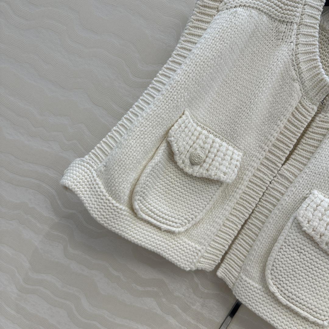 独家首发❤️原单品质Coco女孩25a新品！手摇特种纱工装口袋马甲！经典H小短款双口袋装饰，绝美小仙女白