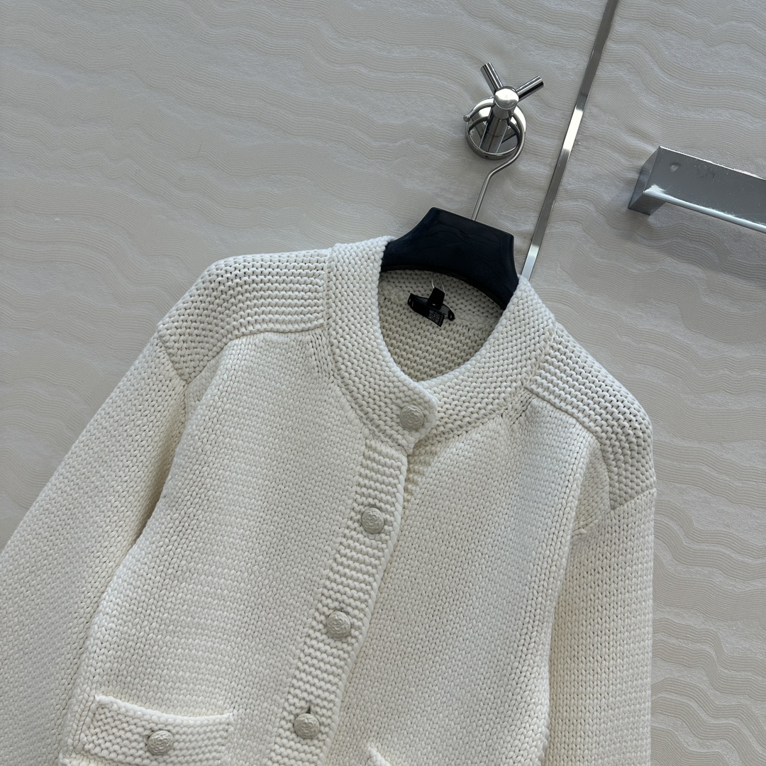 独家首发❤️原单品质Coco女孩25a新品！手摇特种纱中袖小外套！经典H小短款双口袋装饰，绝美小仙女白富