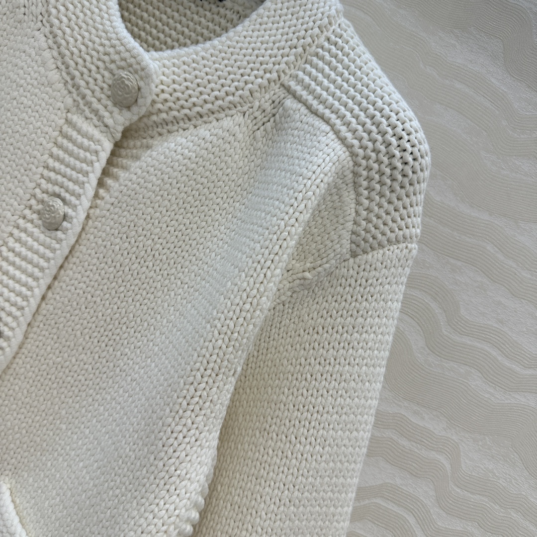 独家首发❤️原单品质Coco女孩25a新品！手摇特种纱中袖小外套！经典H小短款双口袋装饰，绝美小仙女白富