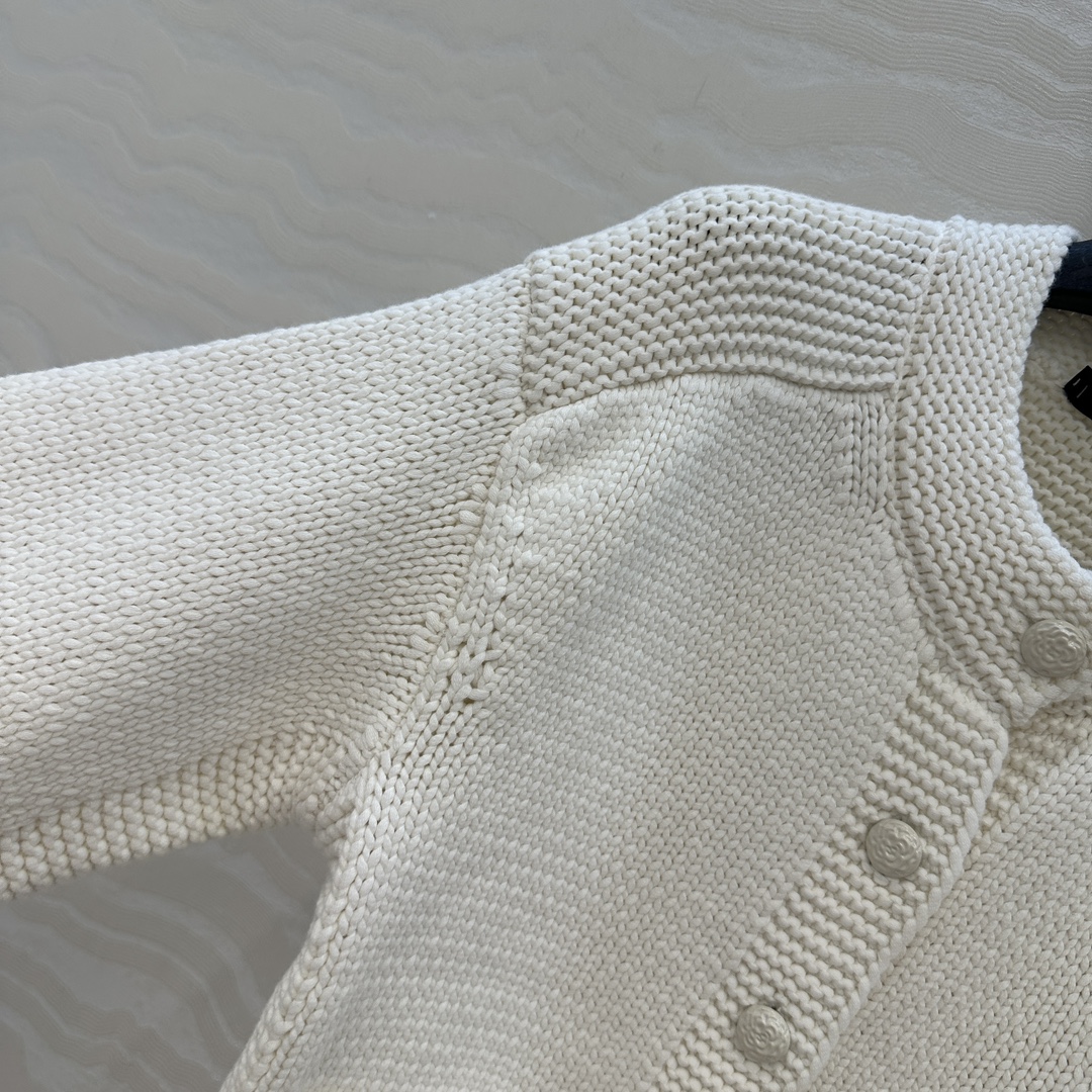 独家首发❤️原单品质Coco女孩25a新品！手摇特种纱中袖小外套！经典H小短款双口袋装饰，绝美小仙女白富