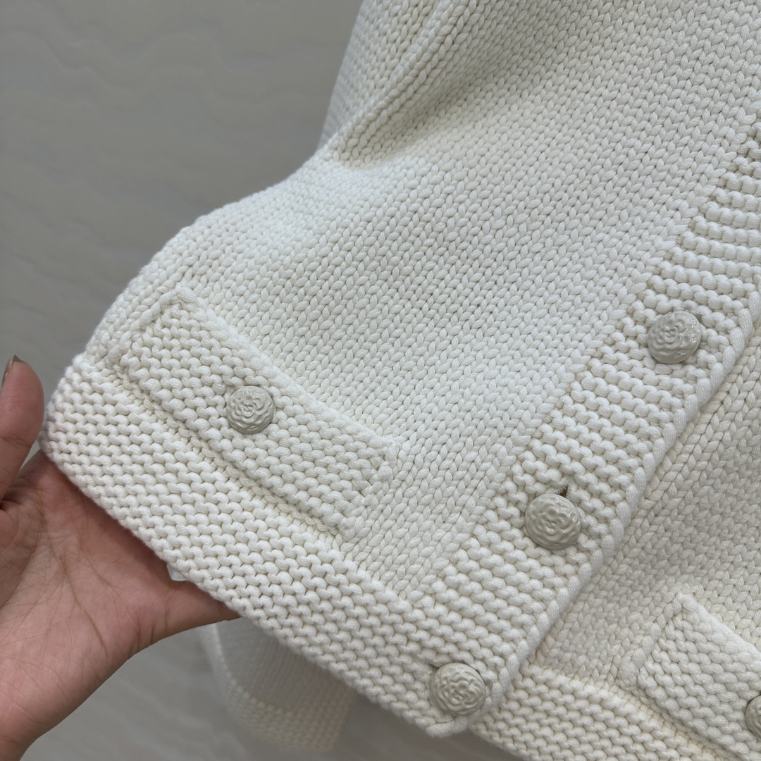 独家首发❤️原单品质Coco女孩25a新品！手摇特种纱中袖小外套！经典H小短款双口袋装饰，绝美小仙女白富