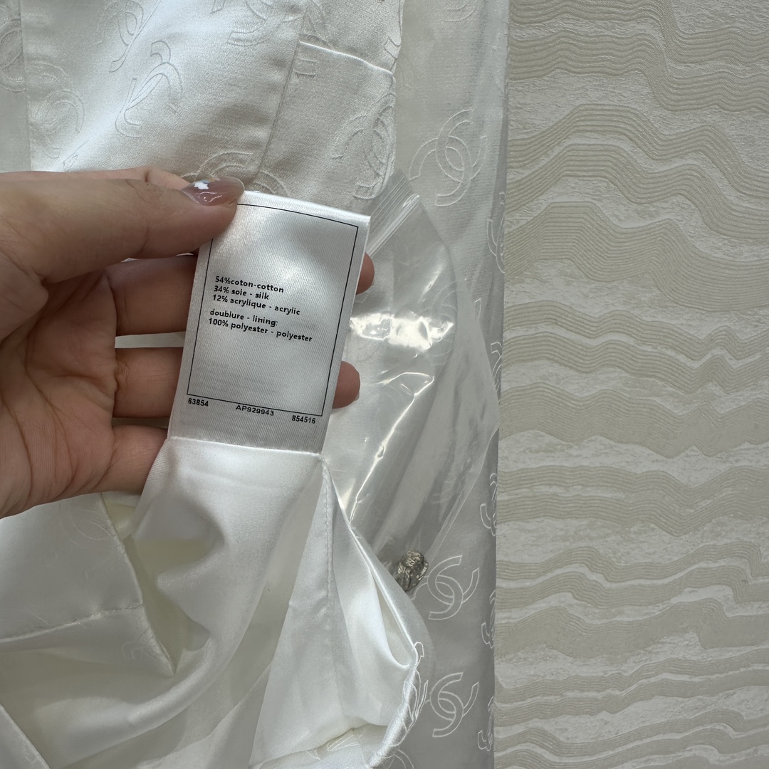 独家首发❤️原单品质❤️Coco25a新品名媛风气质小外套！本季最佳必入绝绝子！定制双C提花丝棉缎面料，