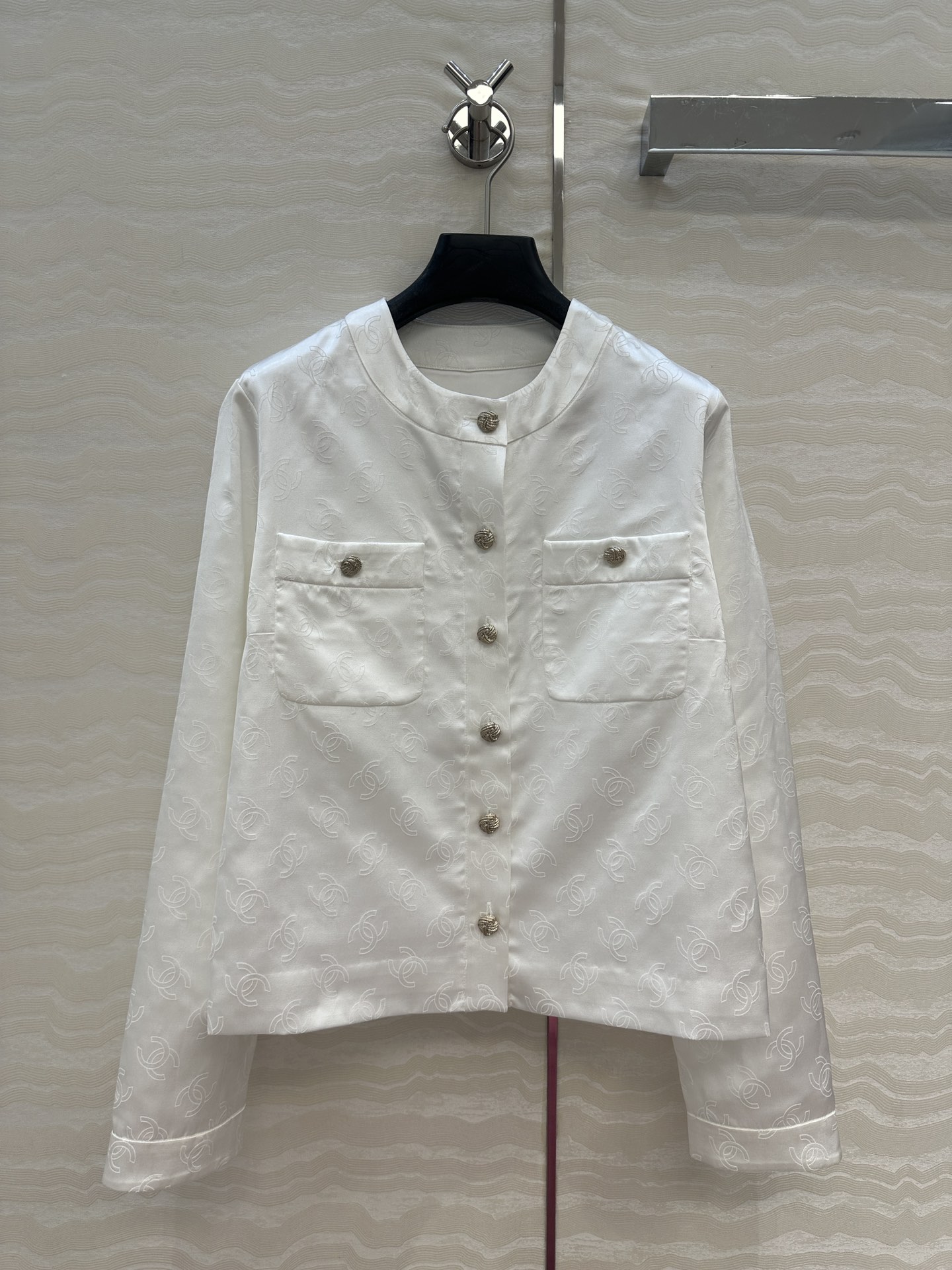 独家首发❤️原单品质❤️Coco25a新品名媛风气质小外套！本季最佳必入绝绝子！定制双C提花丝棉缎面料，