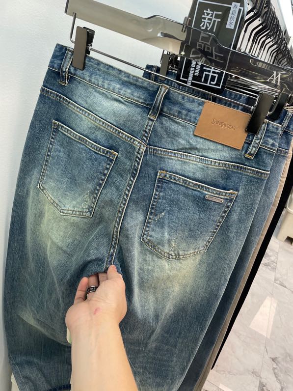YSL St. Roland Men’s Blue Jeans: Classic Cowboy Blues with Perfect Control - 图片 1