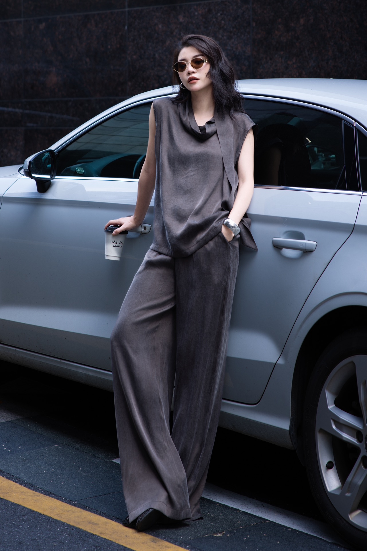 “YSL Zero Imported Copper Ammonium Women’s Suit – High-End Quality, Oceanic Fashion, Carbon Gray, Graphic Color | SMLXL” - 图片 2