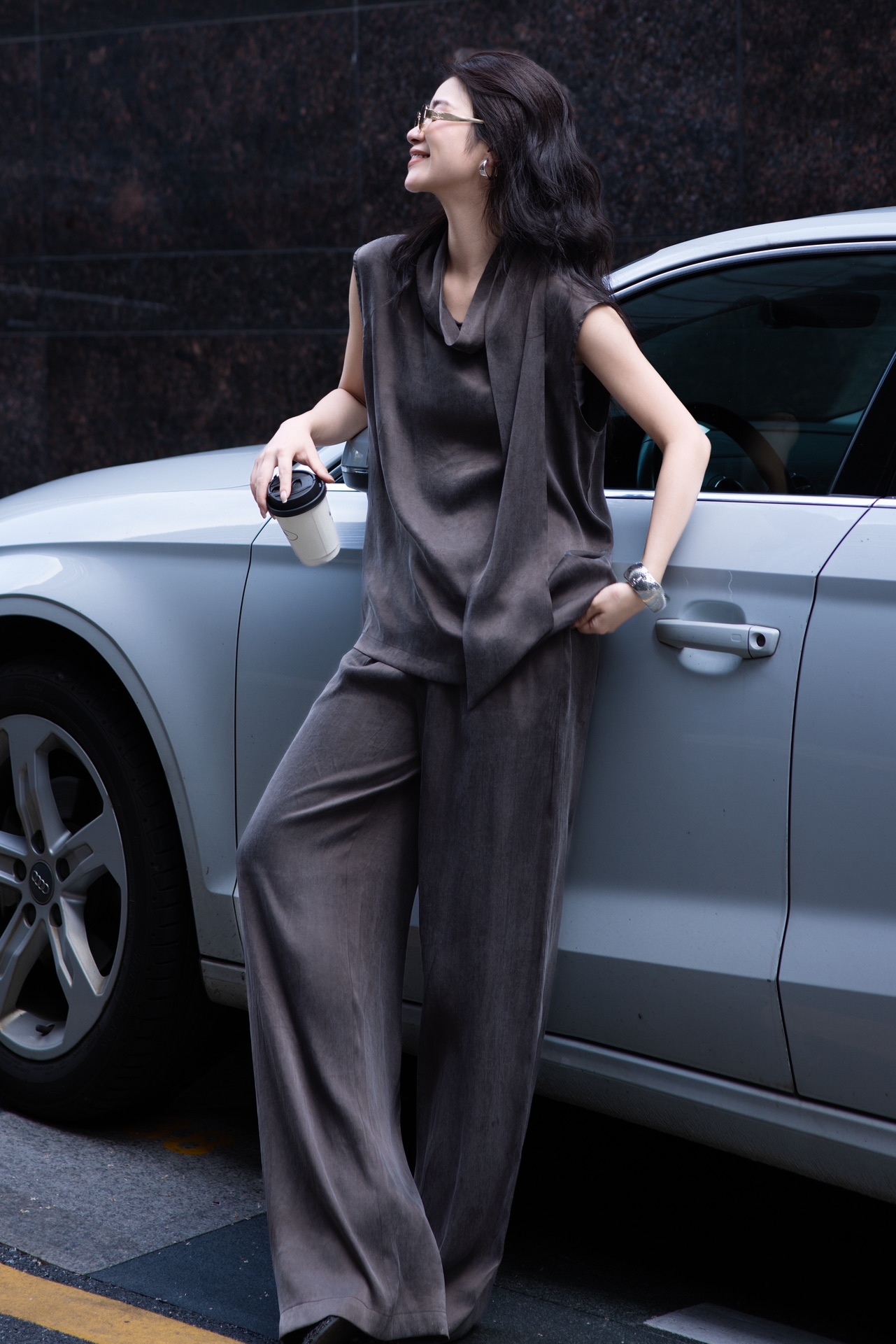 “YSL Zero Imported Copper Ammonium Women’s Suit – High-End Quality, Oceanic Fashion, Carbon Gray, Graphic Color | SMLXL” - 图片 3